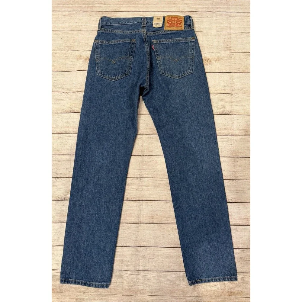 Levis this pair